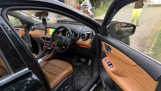 MG HS 2021