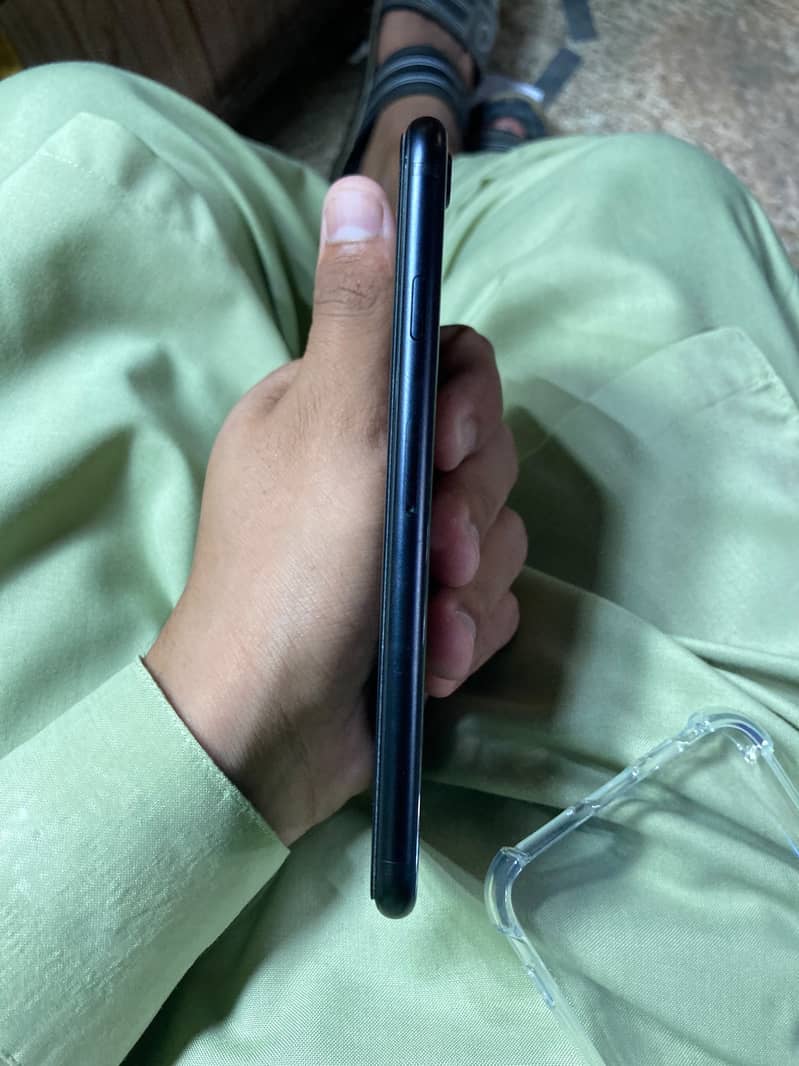 Apple iPhone SE 7