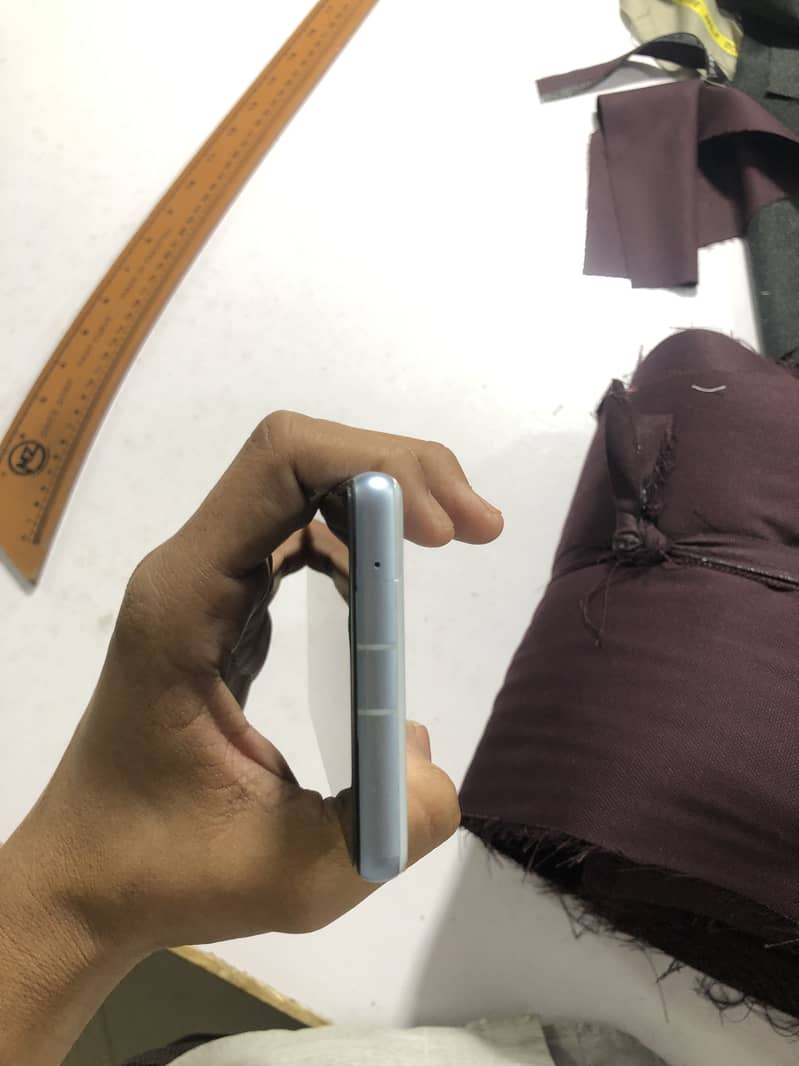 Google Pixel 7a 3
