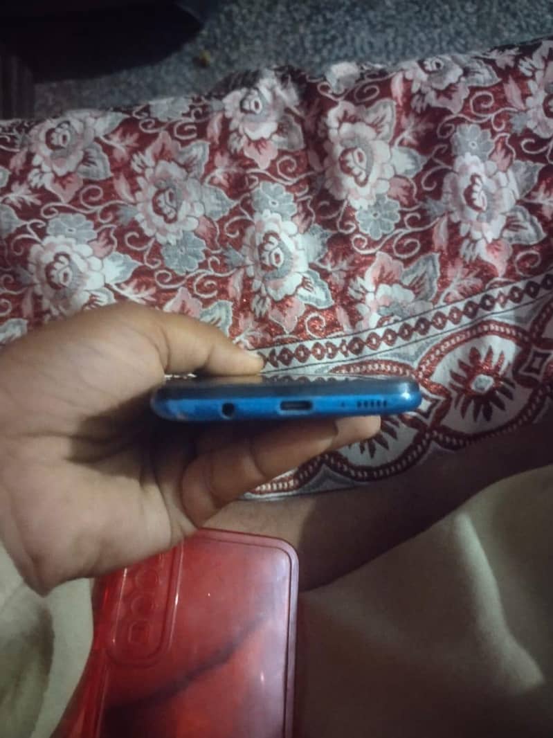 Samsung Mobile A50 3