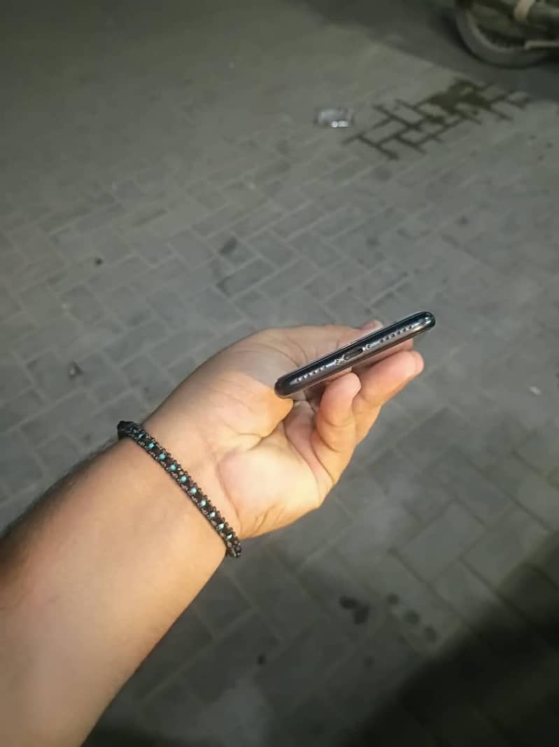 Apple iPhone SE 4