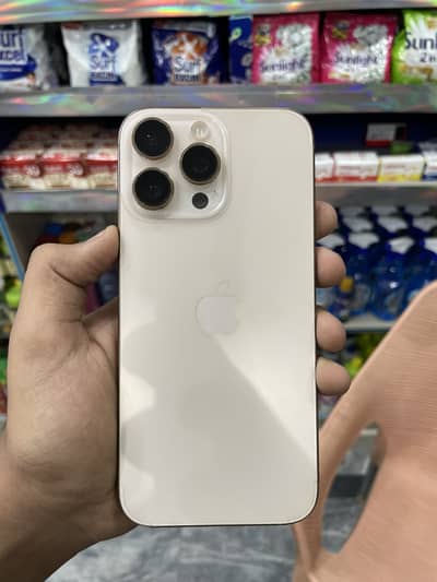 Apple iPhone 16 Pro Max