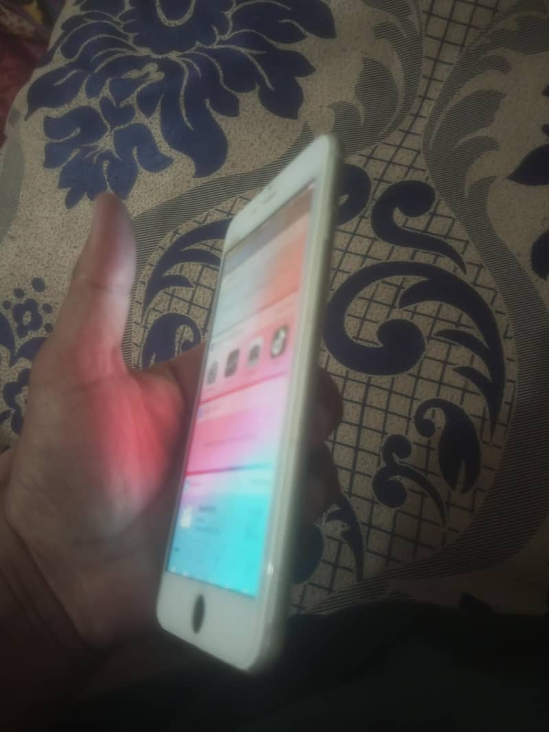 Apple iPhone 6S Plus 3
