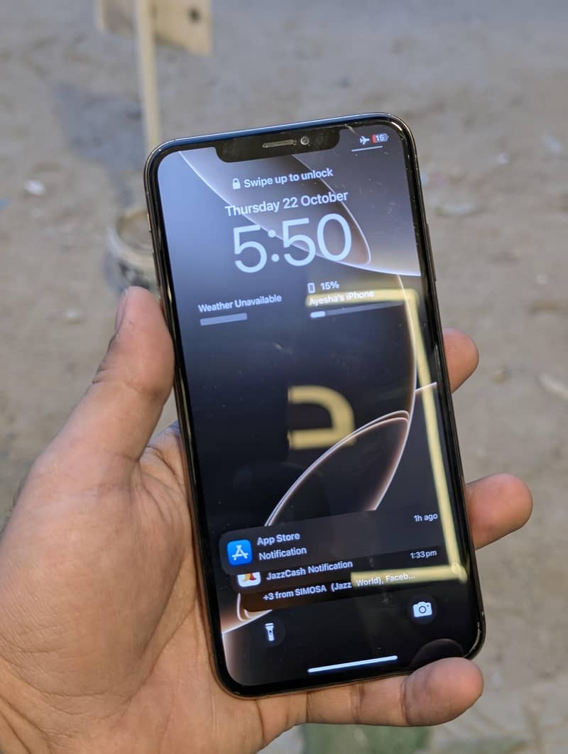 Apple iPhone XS Max 1