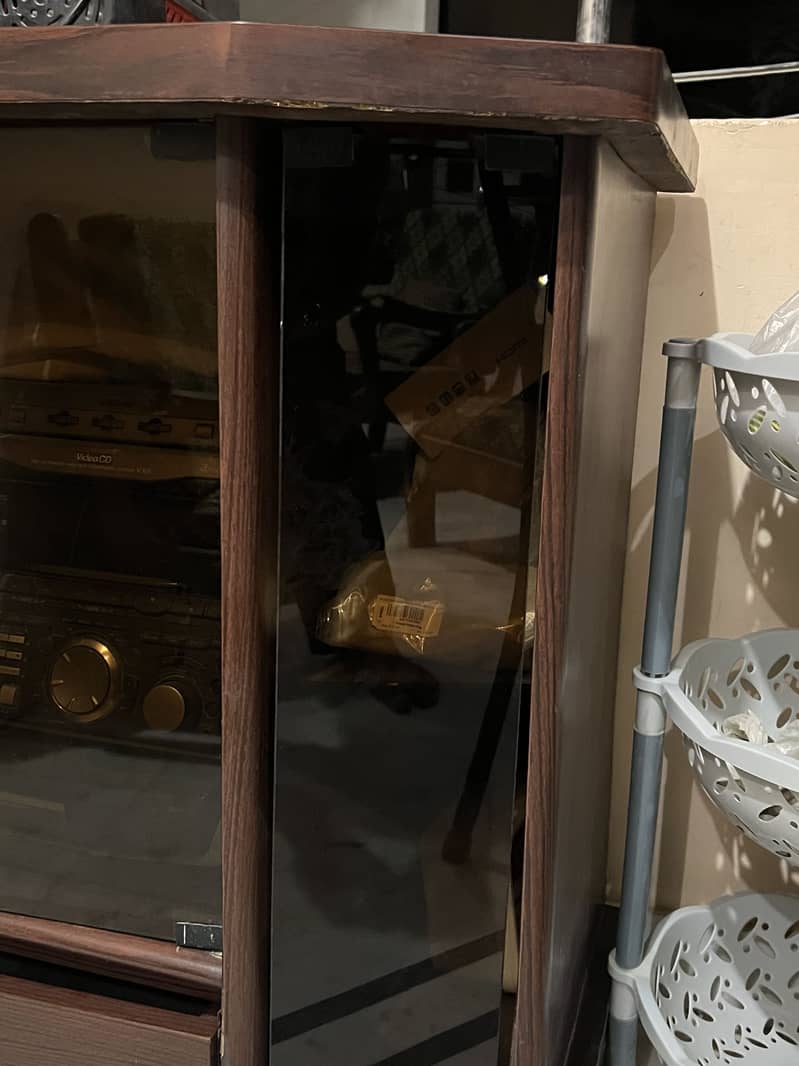 Tv trolley 1