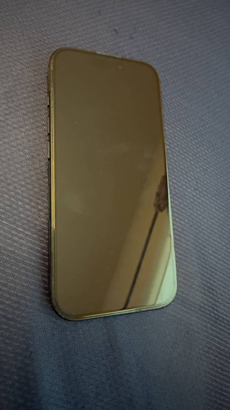 Apple iPhone 16 Pro Max 7
