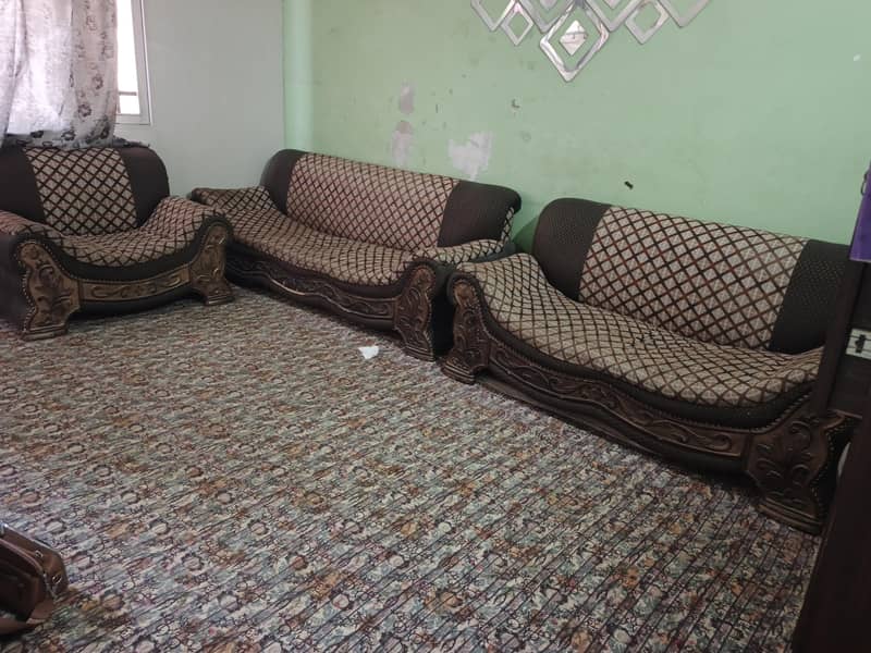 sofa set ok condition 5