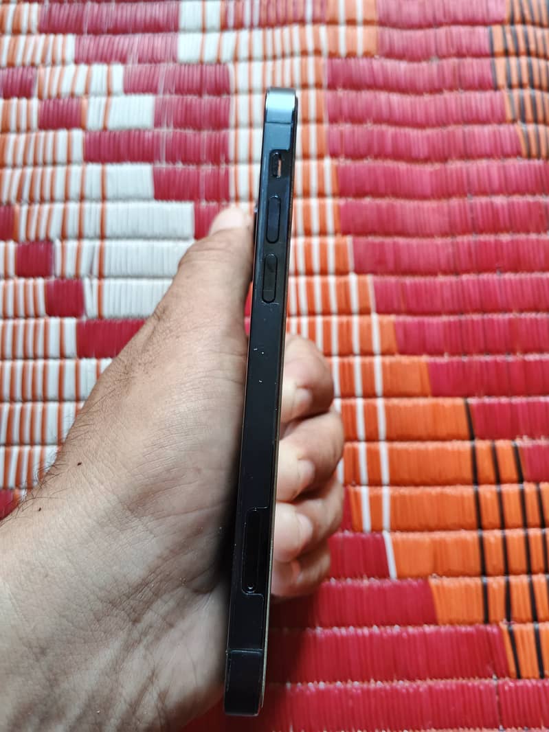 Apple iPhone 12 Pro JV 0
