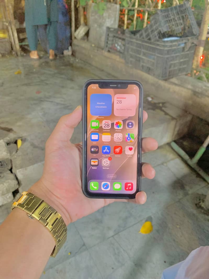 Apple iPhone 11 Pro 0