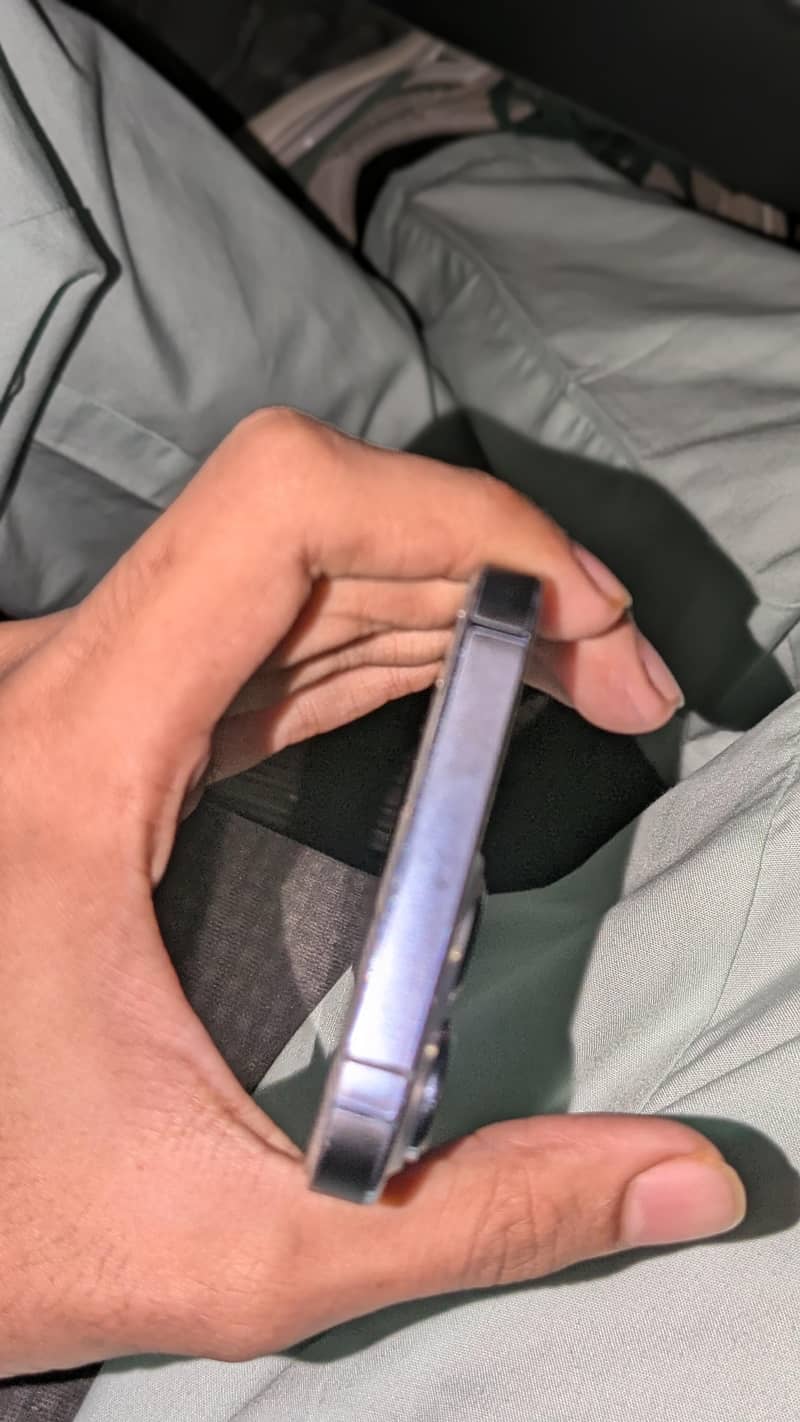 Apple iPhone 13 Pro 3
