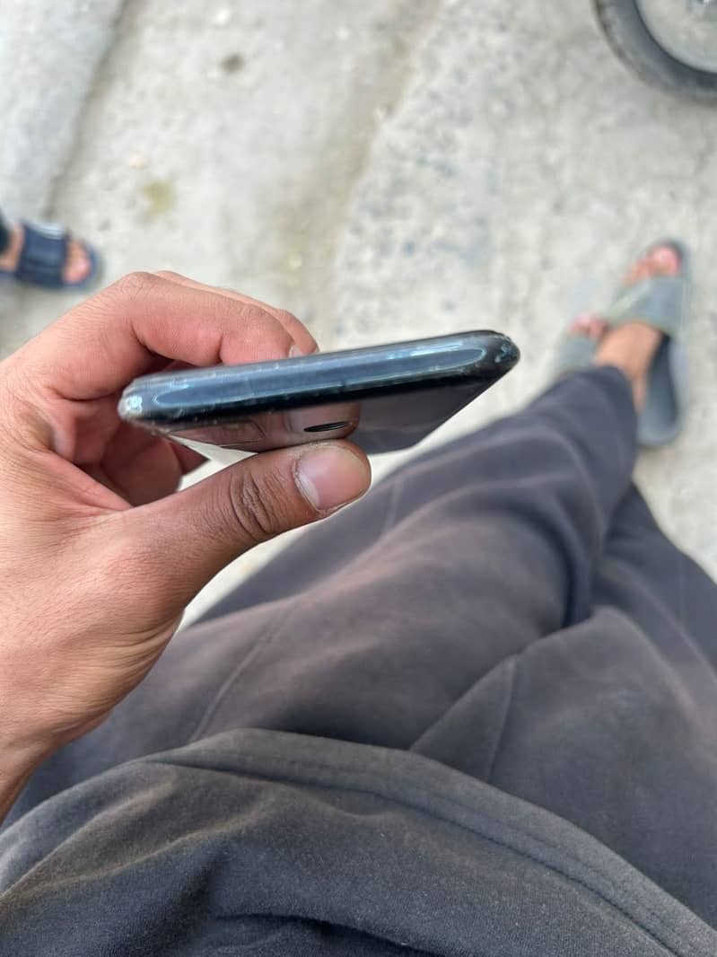 Tecno Spark 5 Pro 0