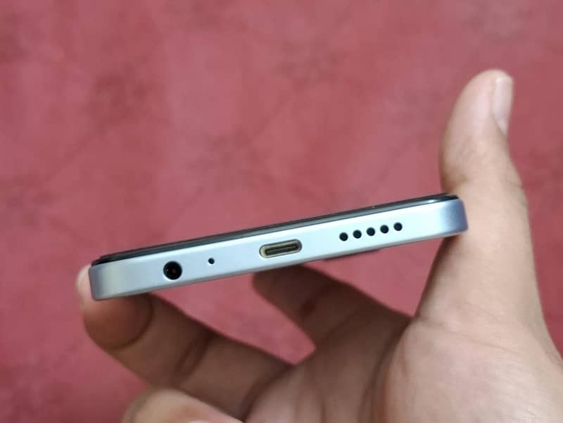 Xiaomi Redmi A7 Pro 4