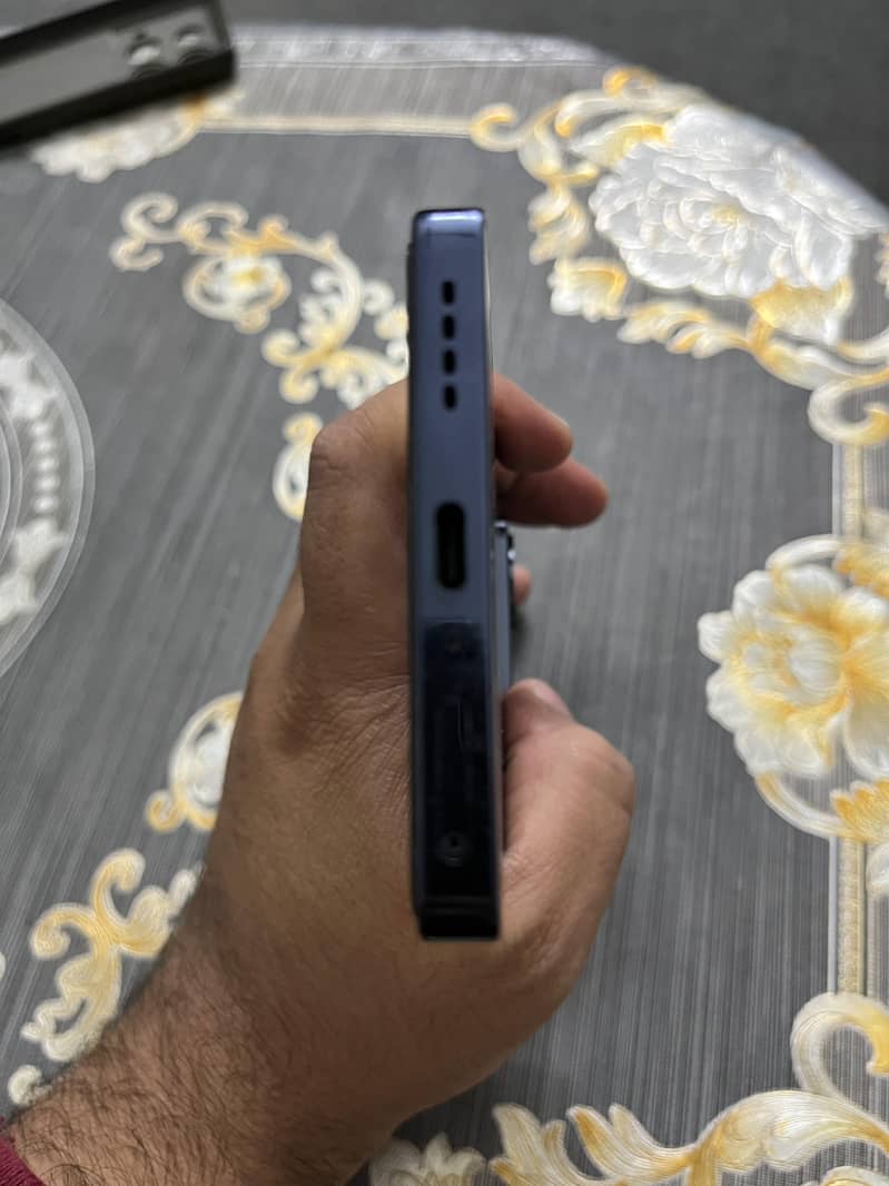 Infinix Note 40 4