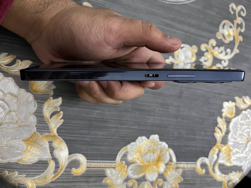Infinix Note 40 5