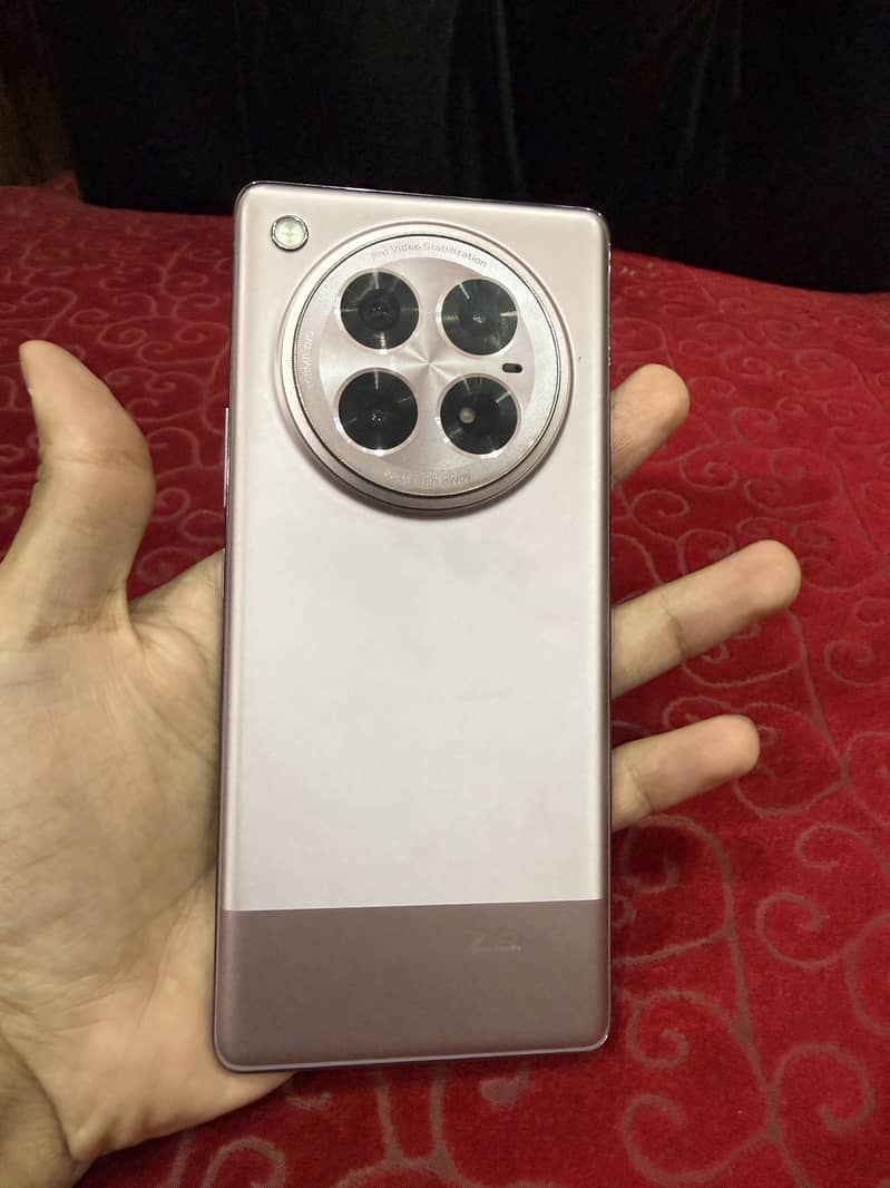 Infinix Zero 40 0