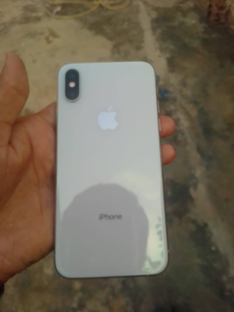 Apple iPhone XS 3
