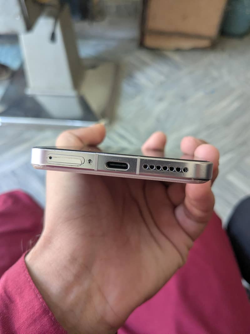 Xiaomi Mi 14 4