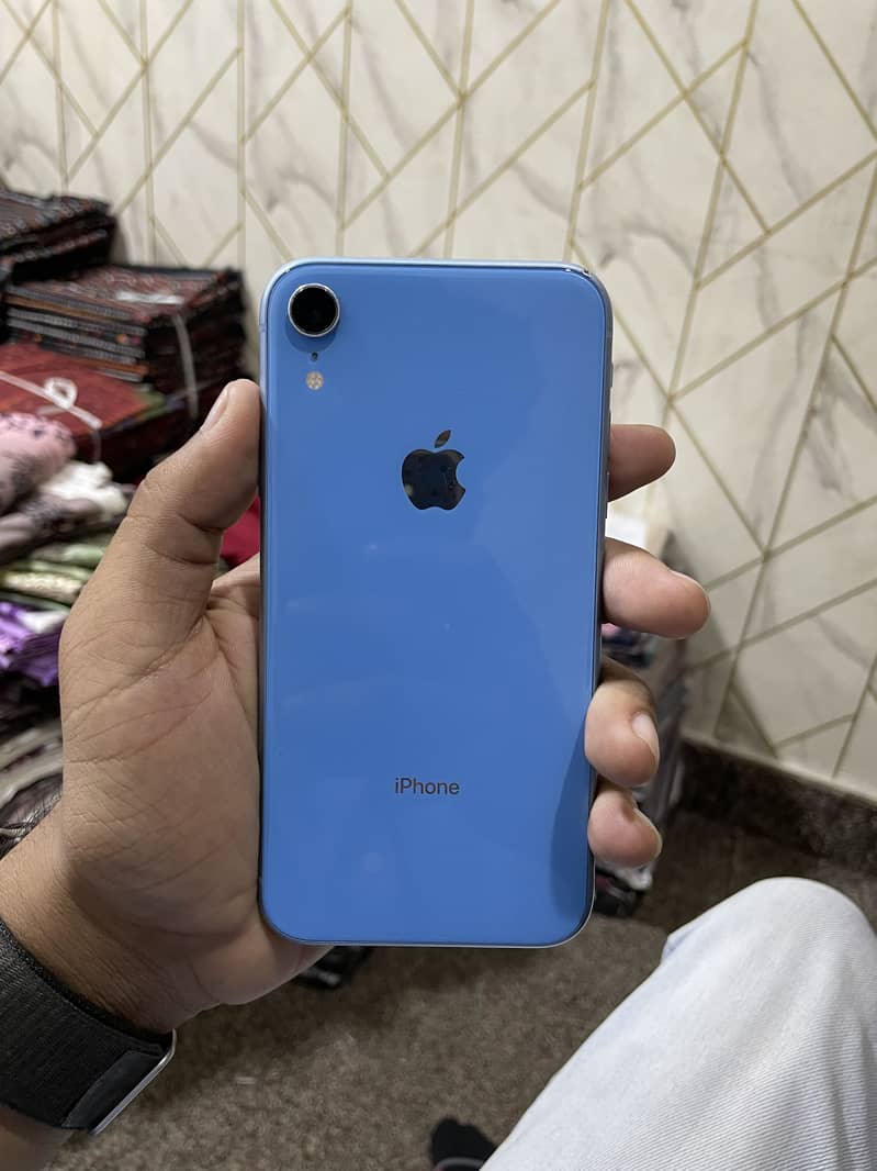 Apple iPhone XR 2