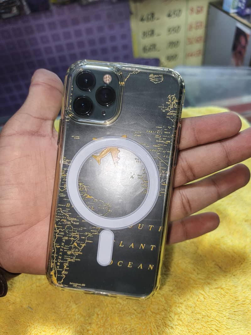 Apple iPhone 11 Pro 0