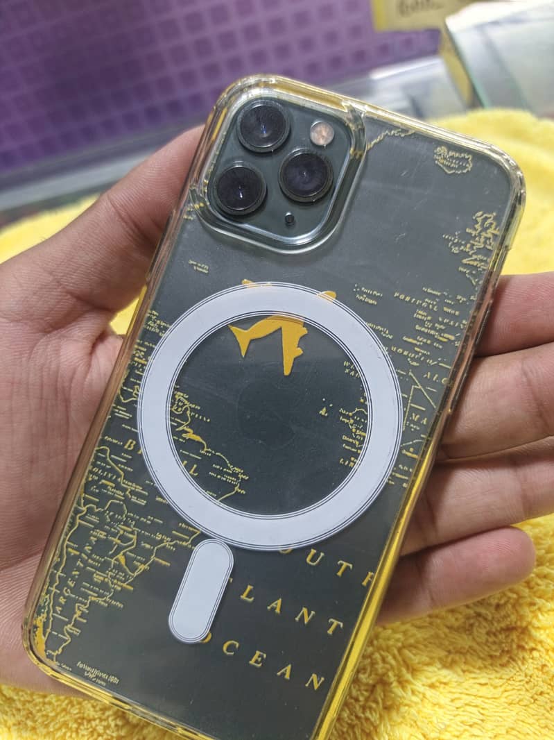 Apple iPhone 11 Pro 1