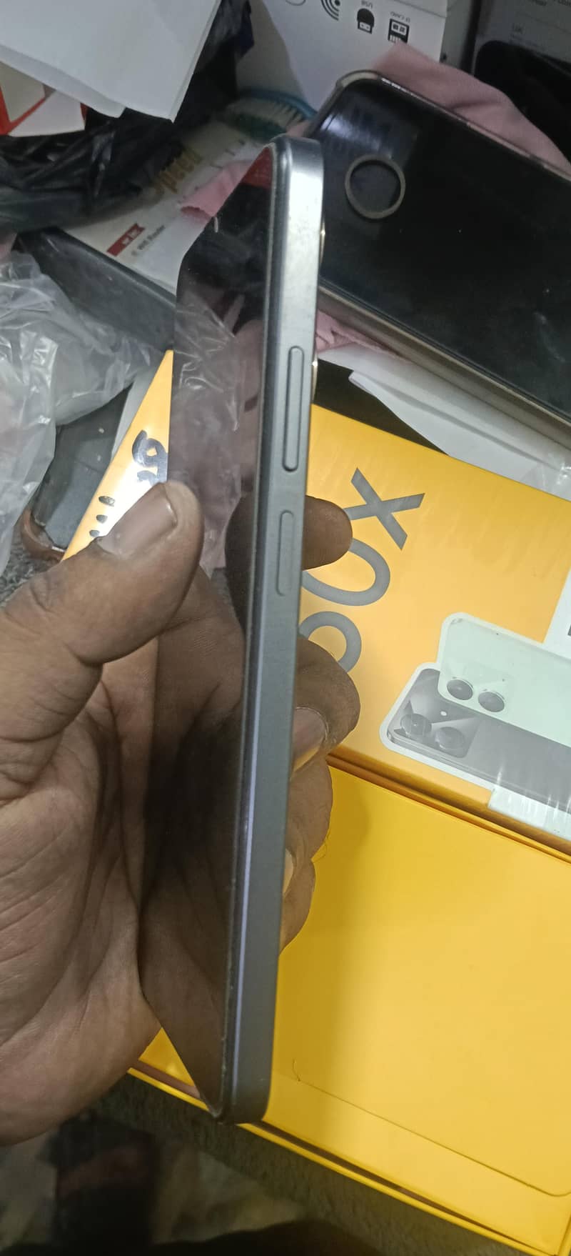 Realme Note 60x 2