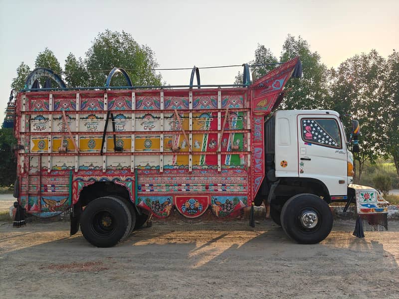 Hino 7D 2