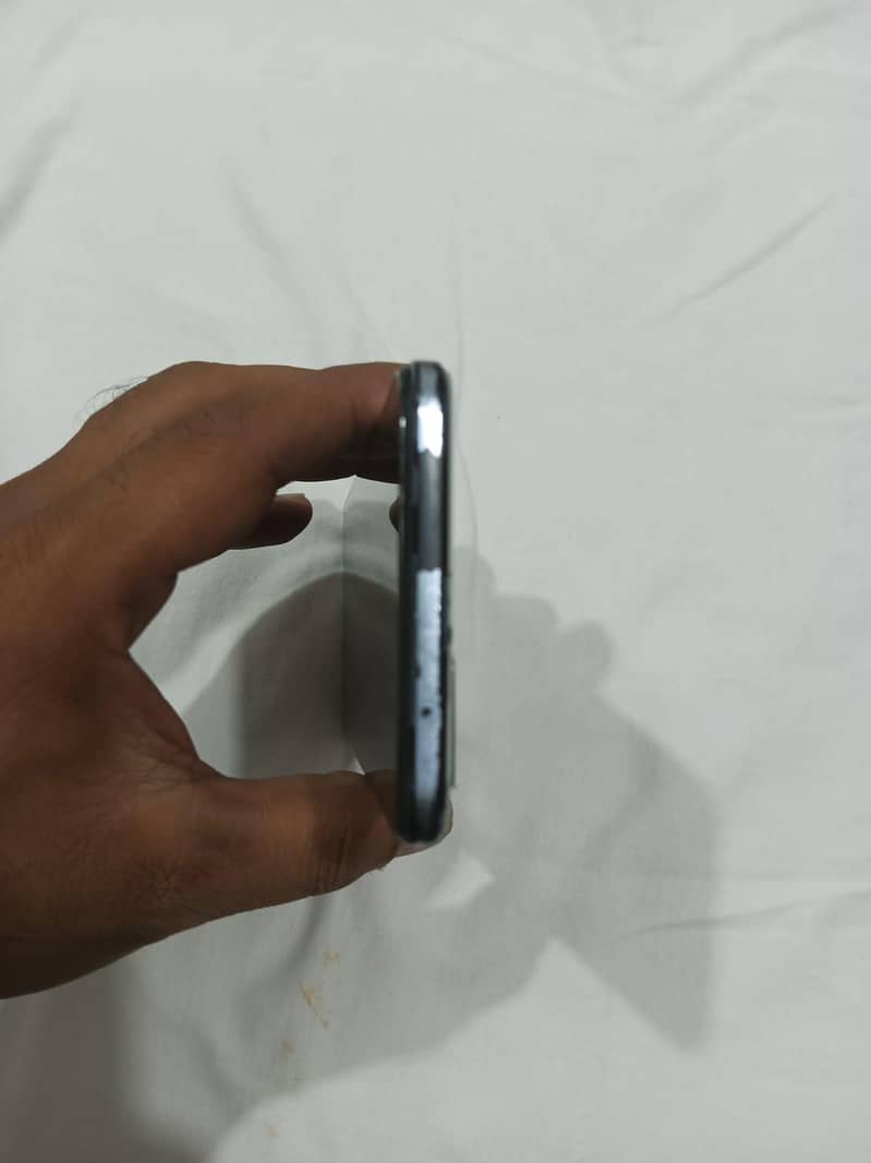 Vivo V21 7