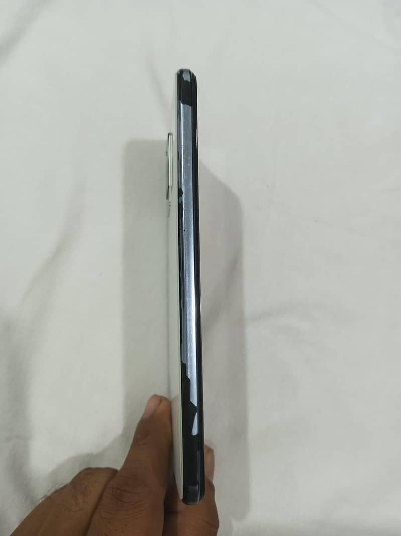 Vivo V21 9