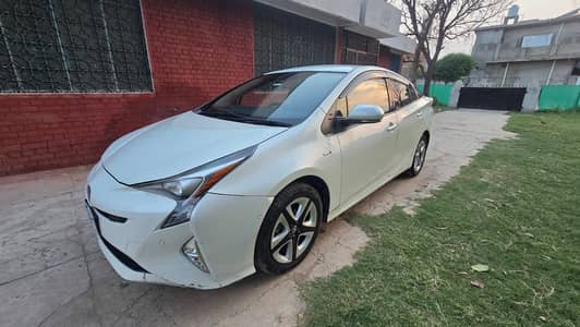 Toyota Prius 2016