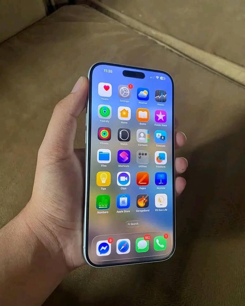 Apple iPhone 17 Pro Max 0