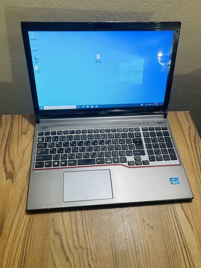 Fujitsu core i5 3rd gen 4gb ram 250gb hdd