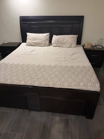 Sheesham Bed with side tables