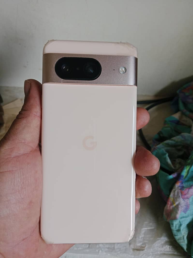 Google Pixel 8 1