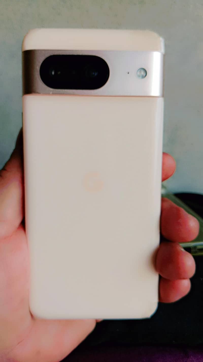 Google Pixel 8 6