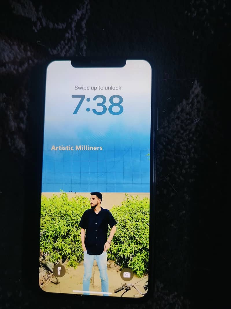 Apple iPhone XS Max 0