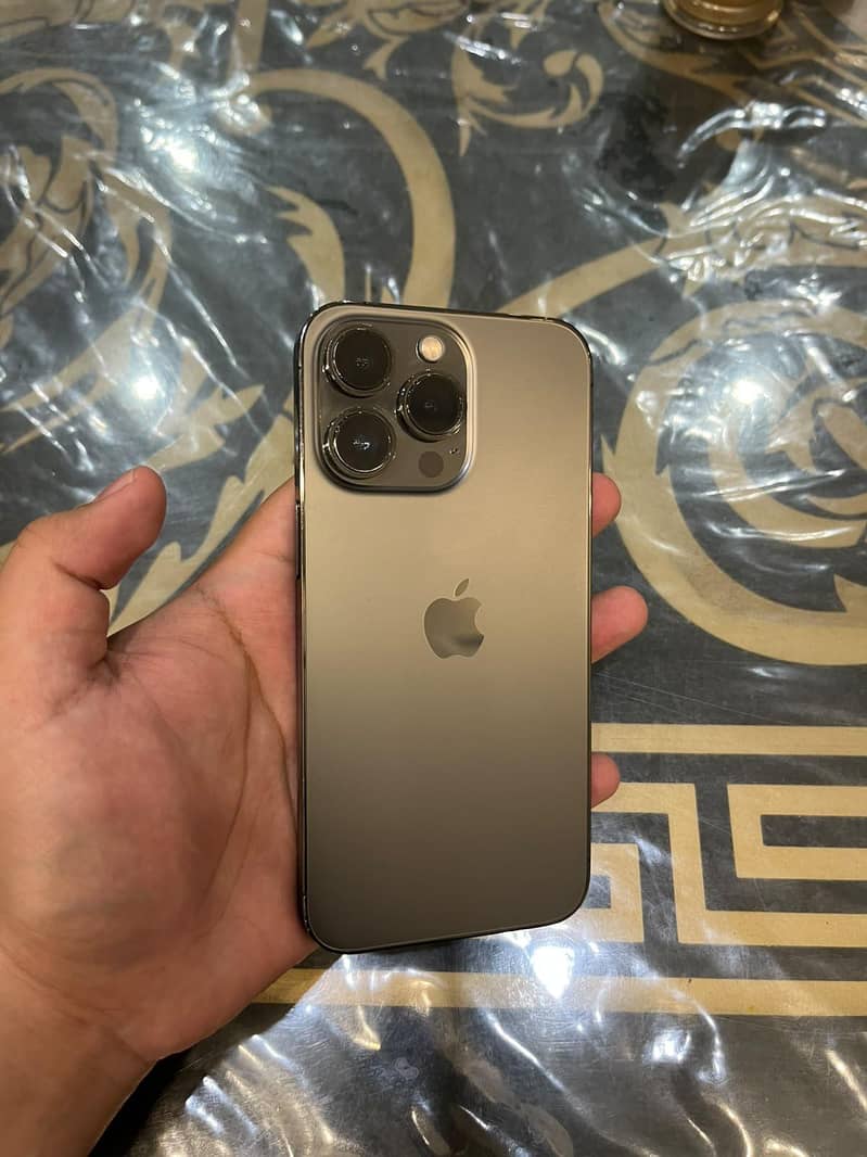 Apple iPhone 13 Pro 0
