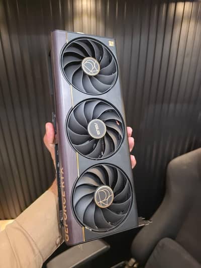 ASUS PRO ART 5080  16gb
