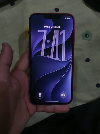 Apple iPhone 13
