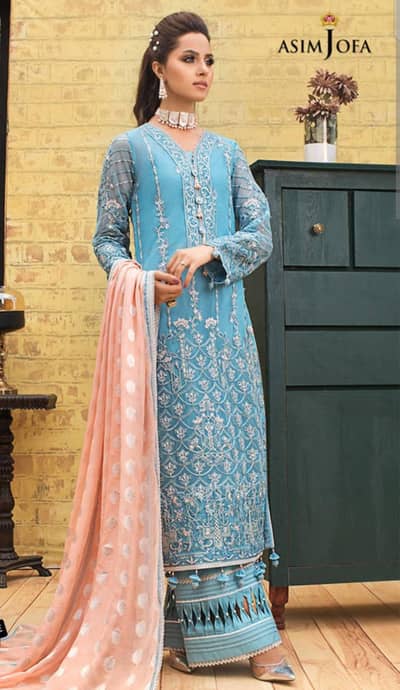 Women’s Suits Collection – Elegant Designs & Premium Quality