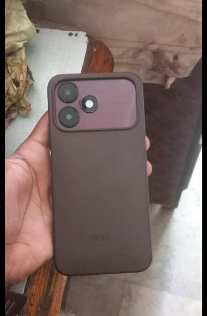 OPPO A6C 0