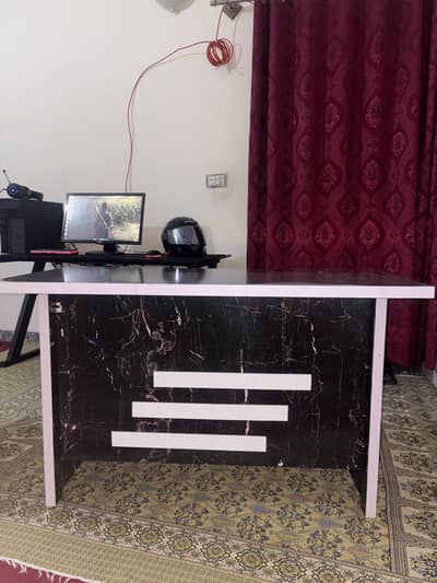 Wooden table for sale