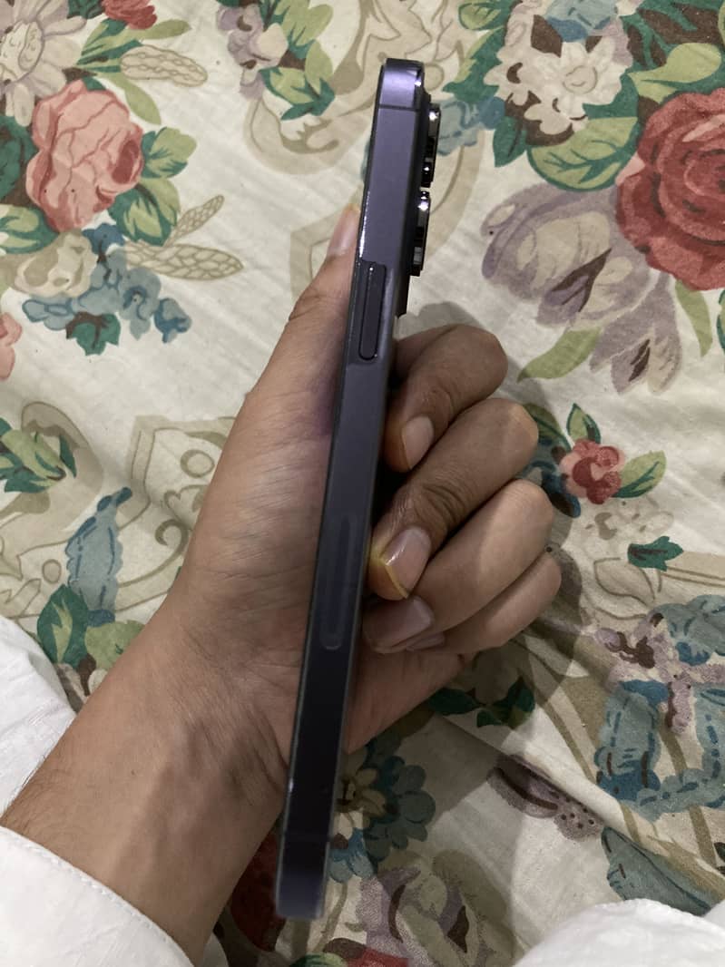 Apple iPhone 14 Pro Max 5