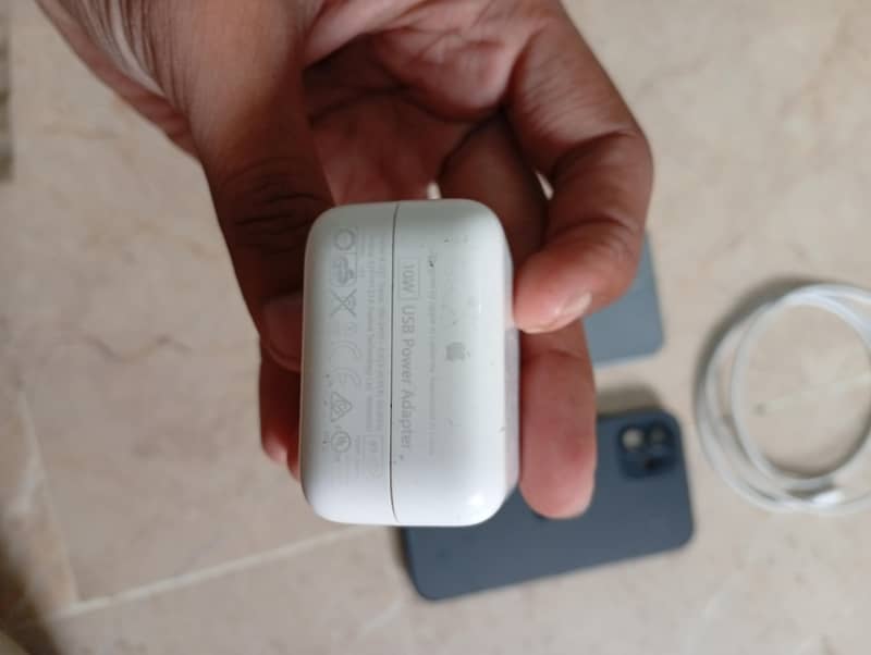 Apple iPhone 12 10