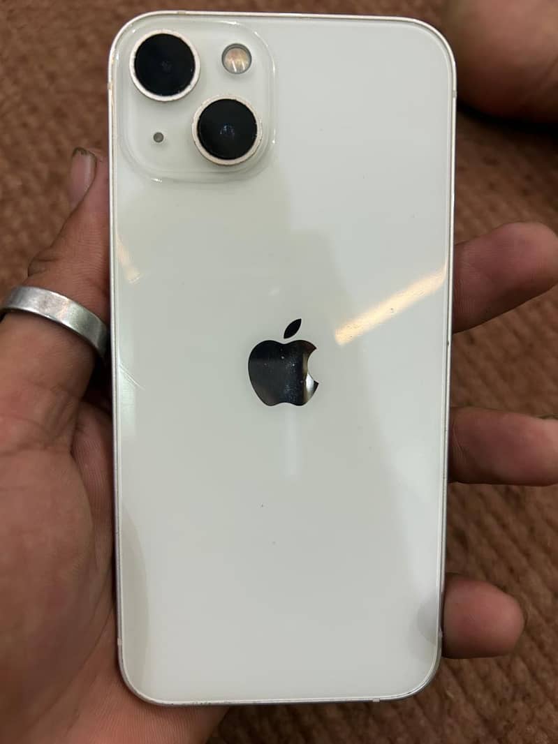 Apple iPhone 13 0