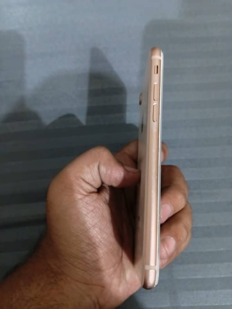 Apple iPhone 8 2