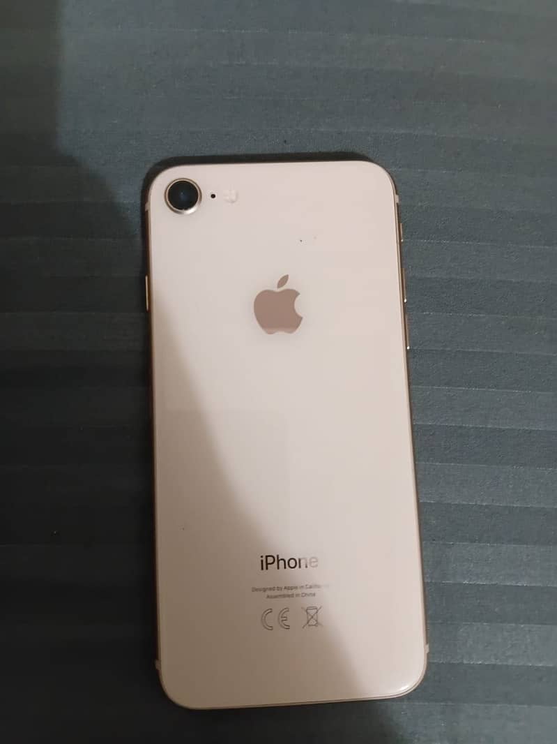 Apple iPhone 8 3