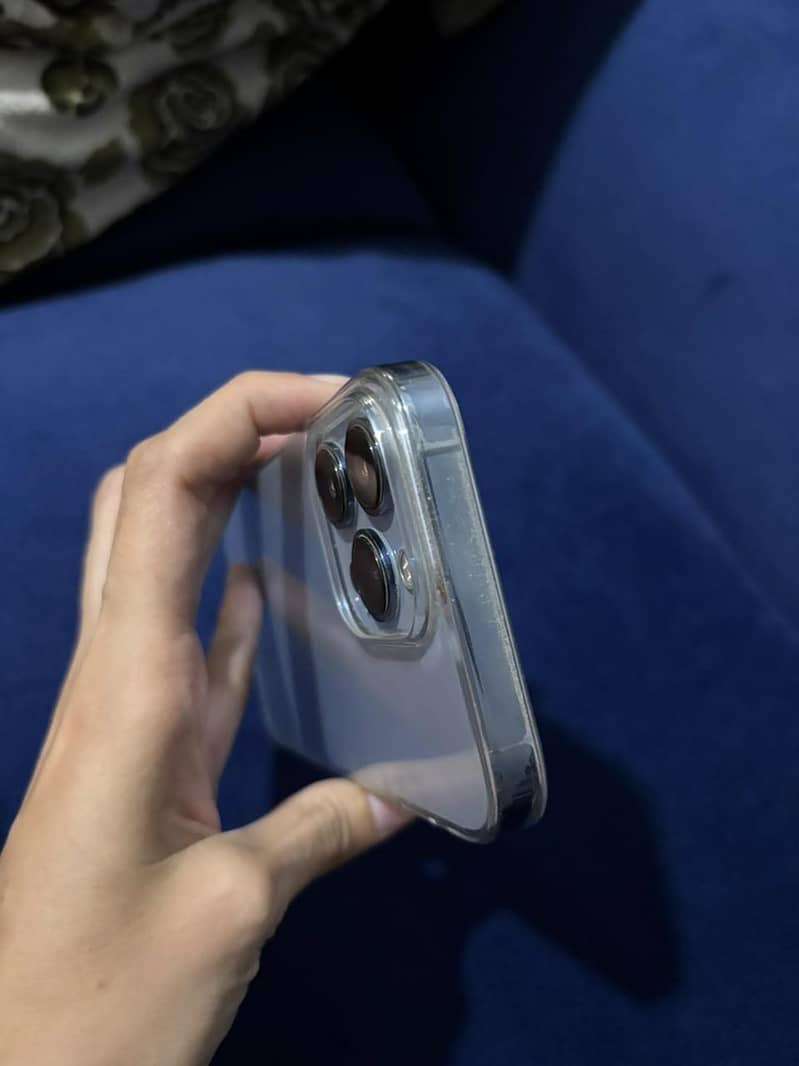 Apple iPhone 13 Pro 3