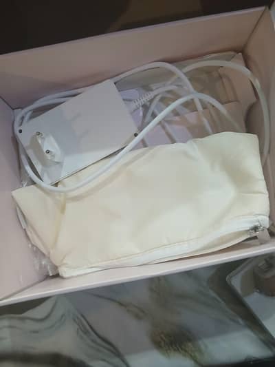 Hair removal machine