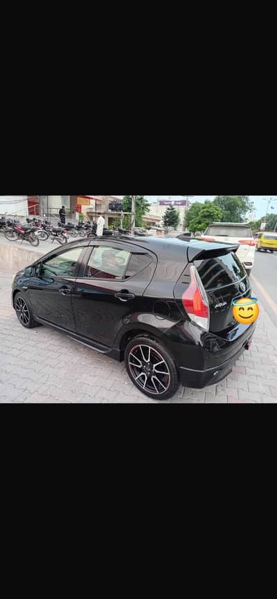 Toyota Aqua 2015