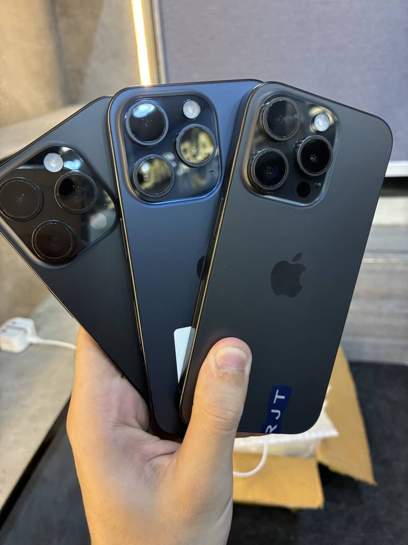 Apple iPhone 15 Pro 2